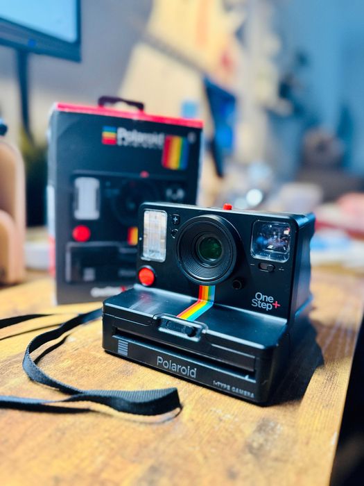 Polaroid OneStep+ i-Type Camera