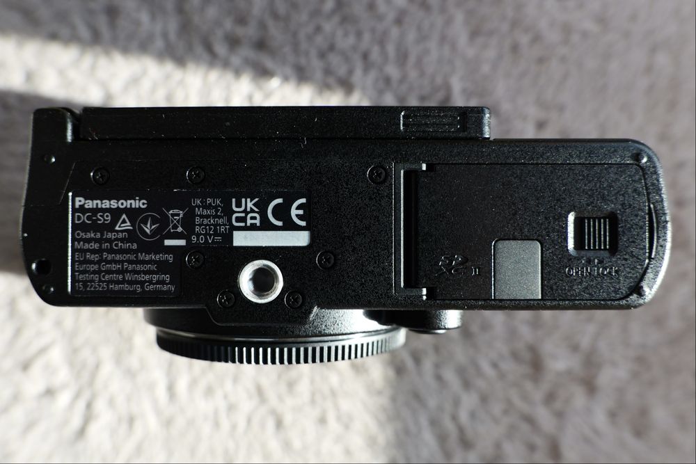 Panasonic LUMIX S9 (DC-S9), gwarancja do 05.2027 + klatka SmallRig