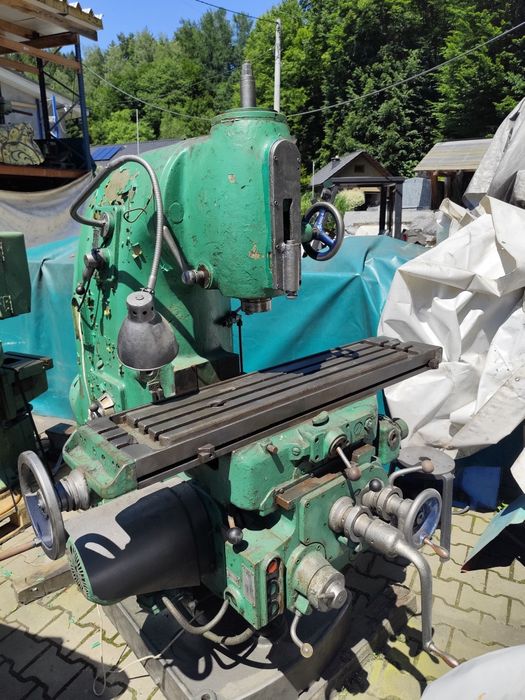 Frezarka uniwersalna wiertarka do metalu Tokarka prasa mimośrodowa szlifierka do noży płaszczyzn  młyn młynek do tworzyw sztucznych plastiku