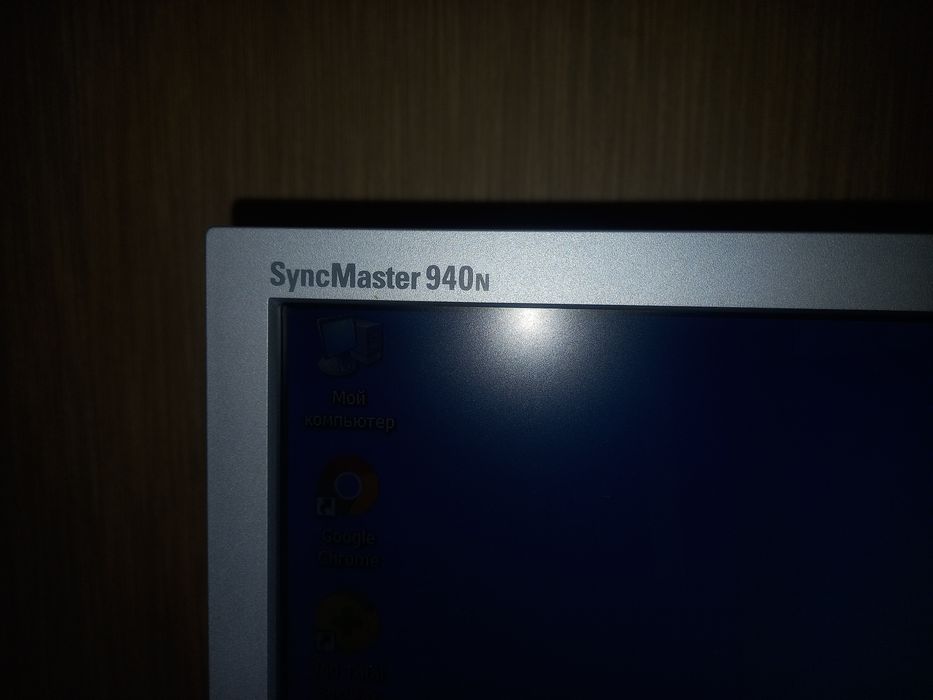 Монітор Samsung 940n