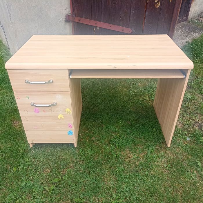 Biurko z szafką biurko