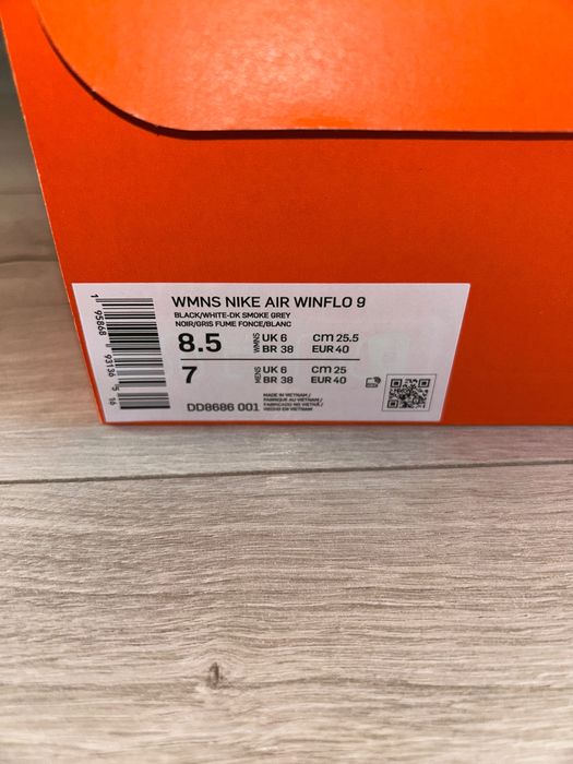 Buty do biegania Nike Air Winflo9 rozm. 40