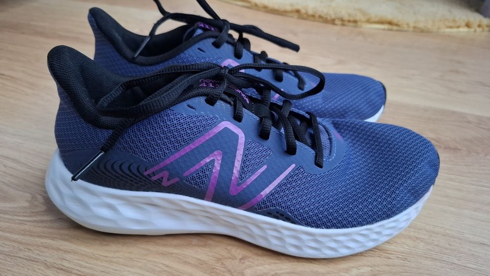 Buty damskie New Balance r.38