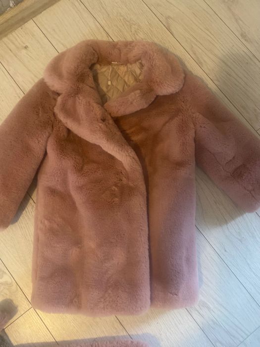 Дитяча шубка для дівчинки