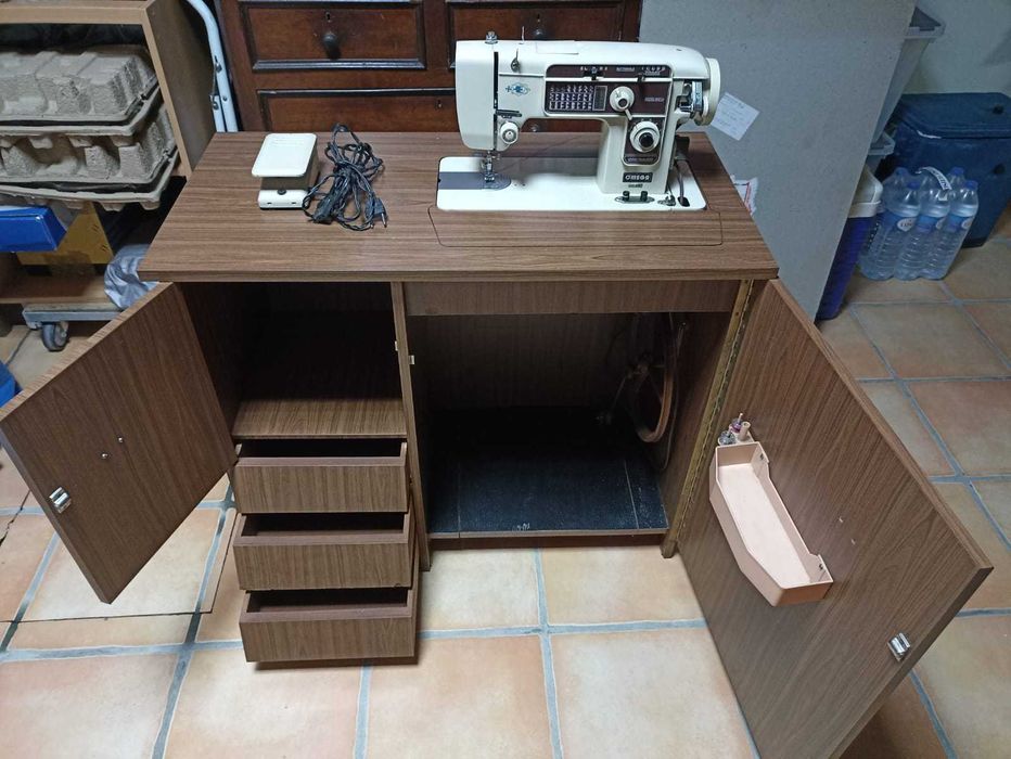 Máquina Costura Ómega YZ-808