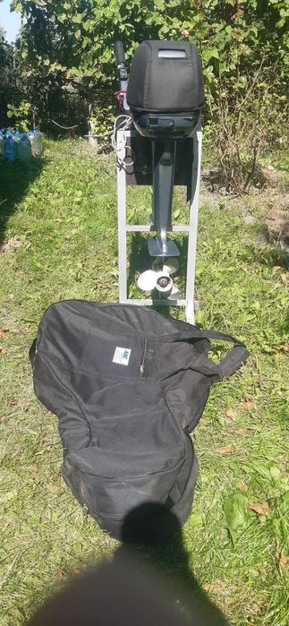 Лодка с моторм в отличром состоянии