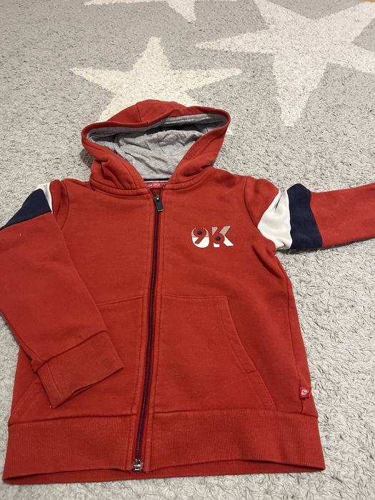 OKAIDI Czerwona rozpinana bluza z kapturem 116 cm