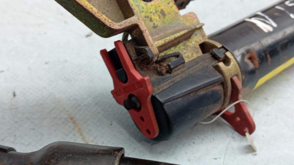 Pré-tensor cinto frente direito OPEL Corsa B Van