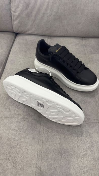 Alexander mcqueen