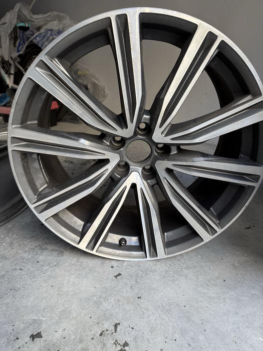 Диски легкосплавні audi E-8.5Jx20H2 ET20