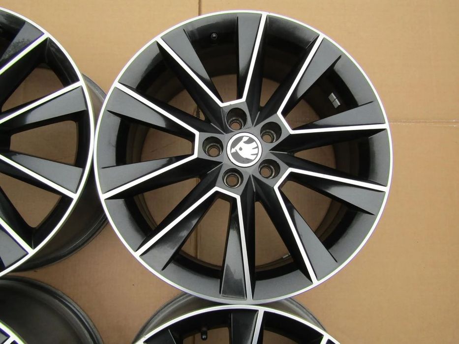 4x felgi aluminiowe 17 skoda kamiq 7 j 5x100 et46 / oryginalne