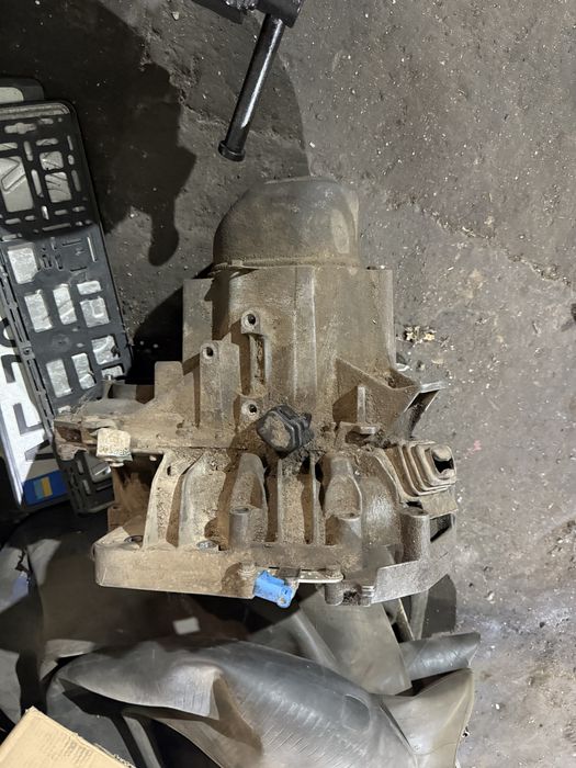 Коробка передач Renault Kango 1