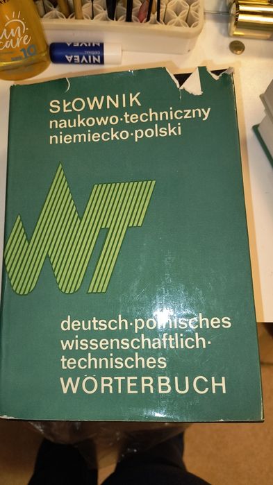 Słownik naukowo-techniczny niemiecko-polski