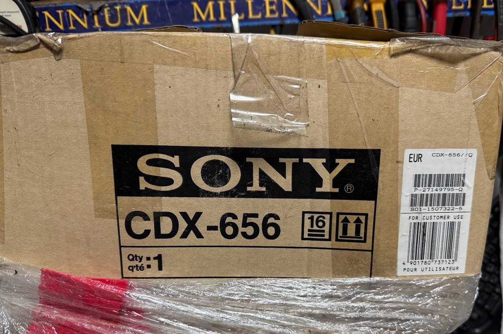 Новий CD-ченджер Sony CDX-656