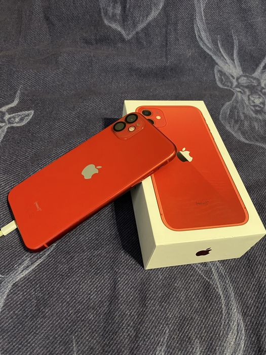 Iphone 11 czerowony 64GB (76%) + case