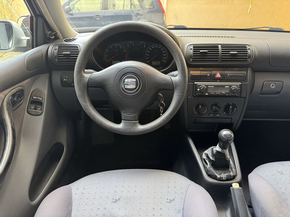 Seat Toledo 1.6 16V - Gasolina 105cv - Nacional 107Milkm