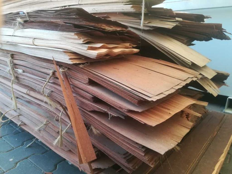 Fornir naturalny okleina do mebli drzwi schody bez kleju pasiak flader