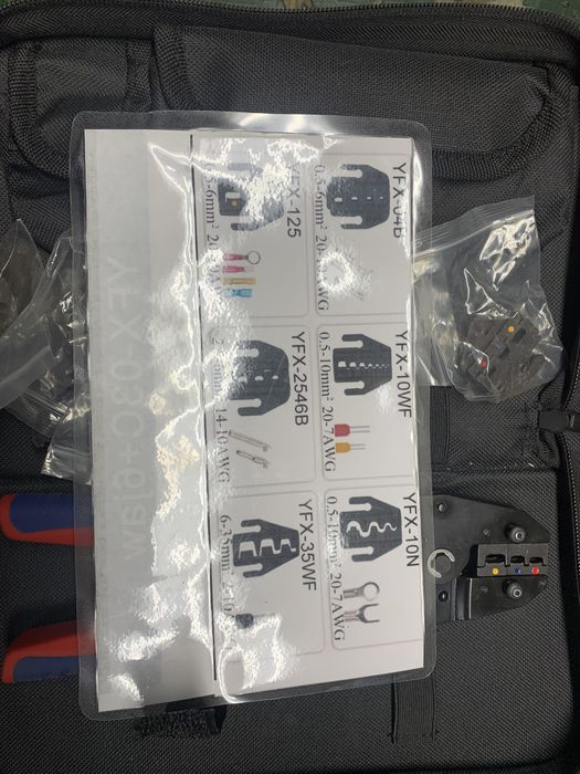 Alicate de cravar ponteira e terminais