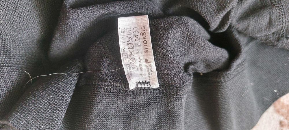 Чорні  та бежеві компресійні колготи фірми Sigvaris  та Memory.