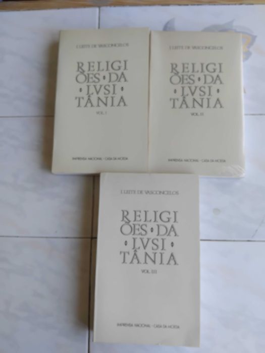 3 Livros de História: Religiões da Lusitânia - Volumes I, II e III, de J. Leite de Vasconcellos