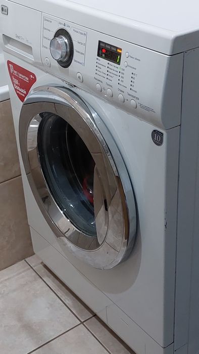 Стиральная машинка LG 8 КГ