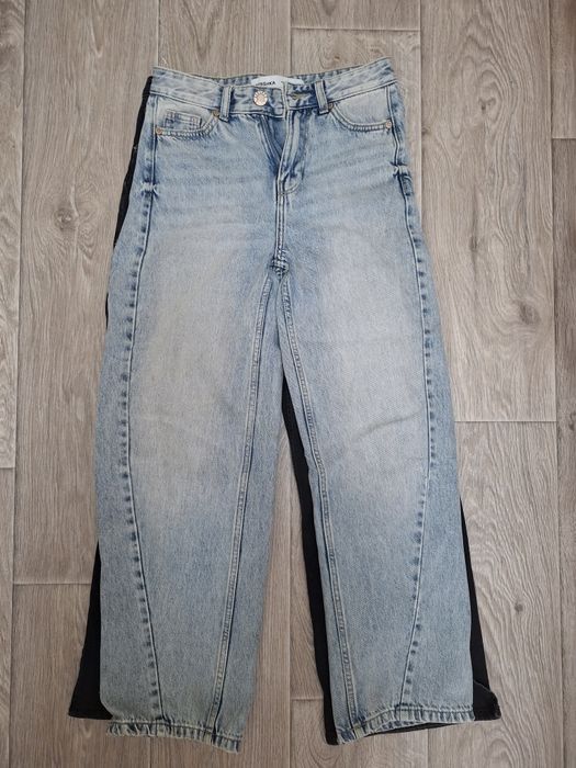 Джинси baggy Bershka