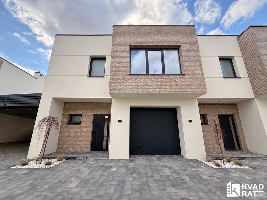 Продаж дуплексу в Крихівці Івано-Франківська область