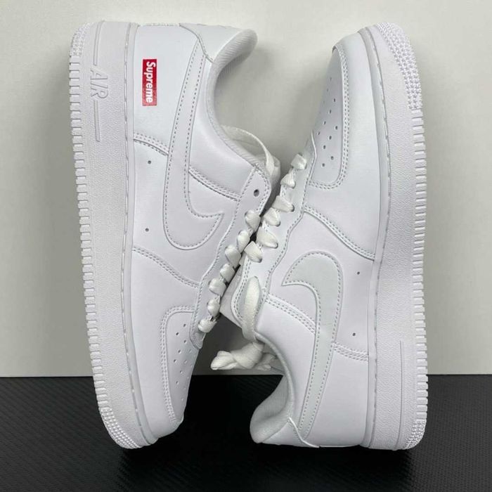 Nike Air Force 1 Supreme R. 41