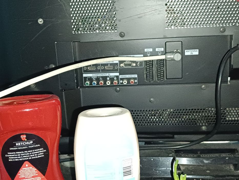 € preço € novos€ (LCD) LG com 1 metro 20cm  só de ecrã  na diagonal