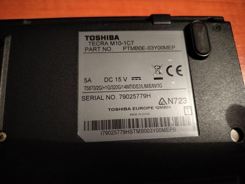 Toshiba Tecra M10 - 1C7