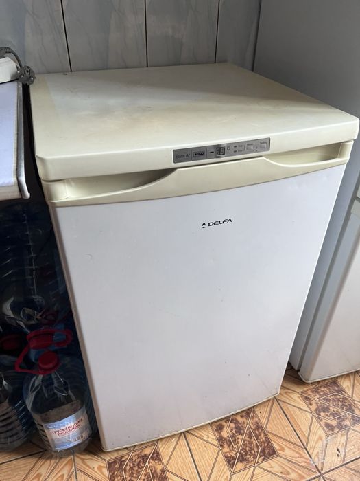 Продам морозильну камеру