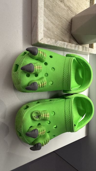 Crocs крокси для хлопчика діно с9,26 р