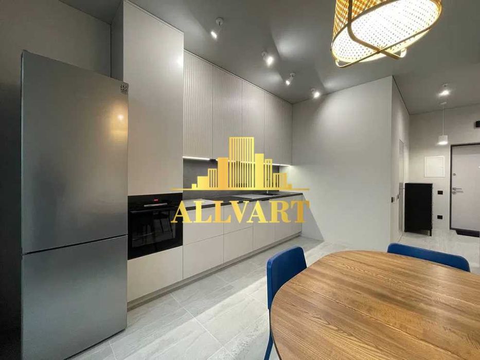 Продаж 1 кім. квартири з ремонтом  в Центрі, ЖК Manhattan, Метро КПІ