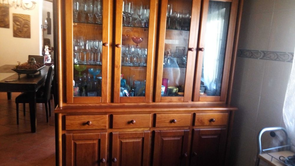 Vendo louceiro madeira macica