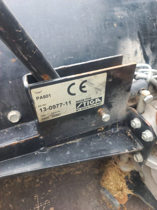 Zamiatarka szczotka odśnieżarka STIGA park