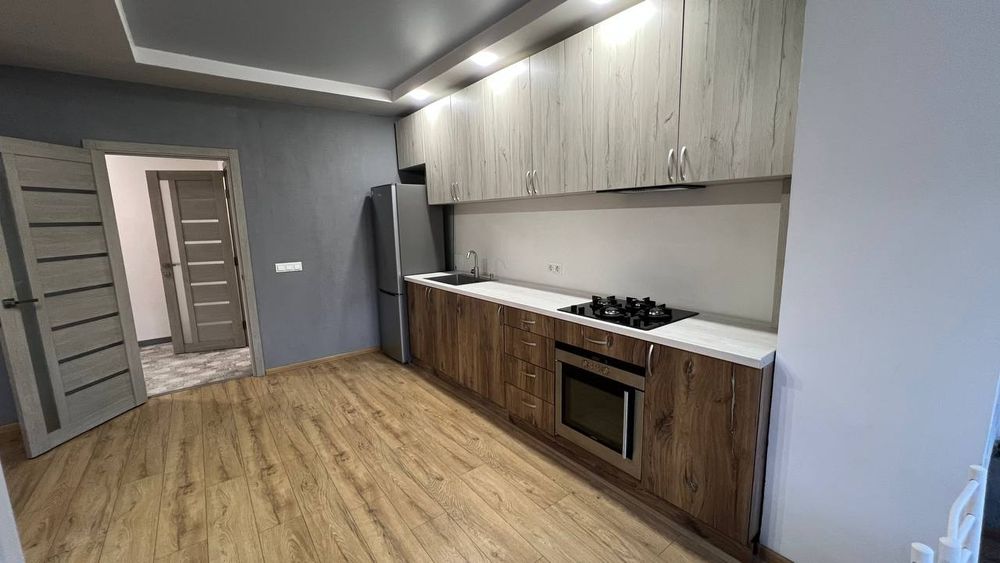 Здається в оренду 1 км.кв. Центр.