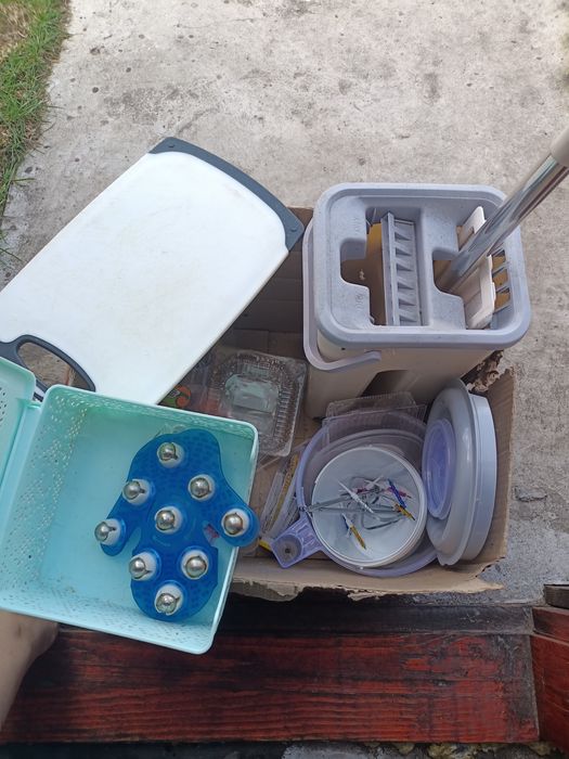 Лоточки відро ножі