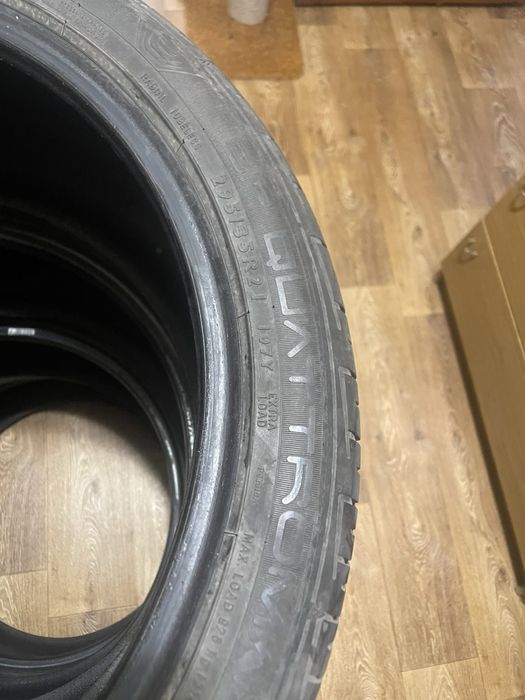 Шины 295 35 21 ( пара)