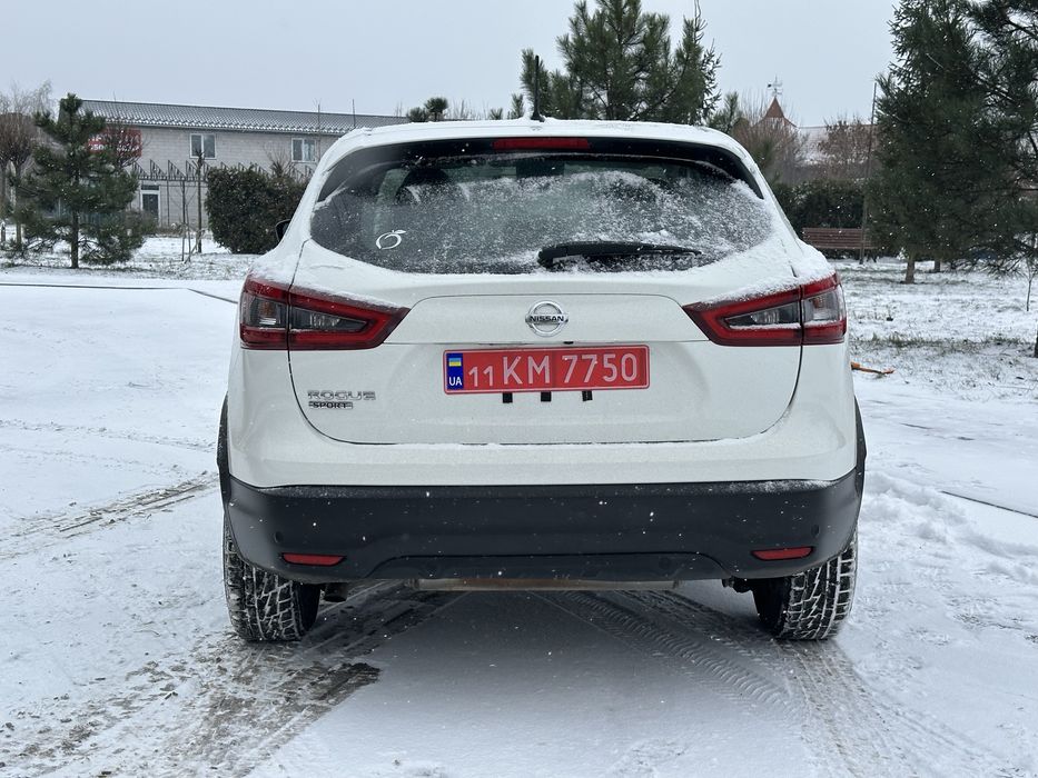 Продам Nissan rogue sport