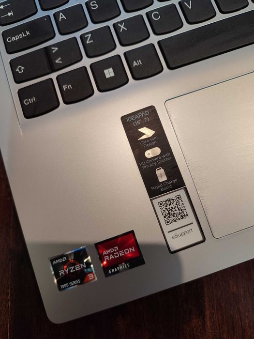 Portátil Lenovo Em perfeitas condições