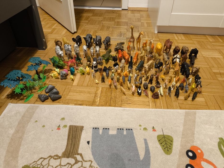 Komplet 132 figurki zwierząt + DODATKI