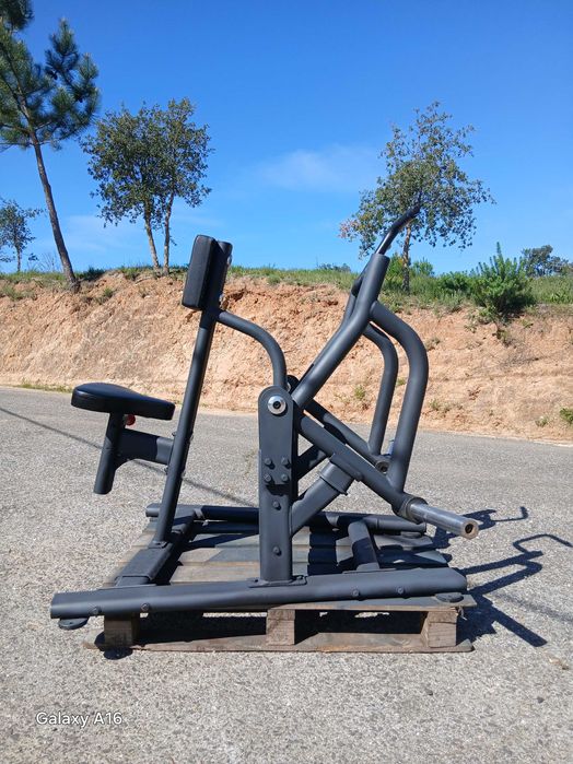 GYMAGIC- Remo dorian  (máquina de costas)