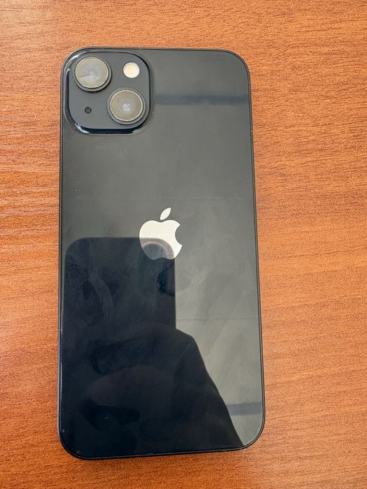 Продаю Айфон 13 на 128