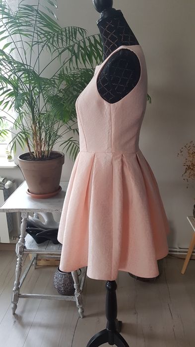 Sukienka wizytowa, na wesele, randkę, pudrowy róż, A. Rudzka,  r.38