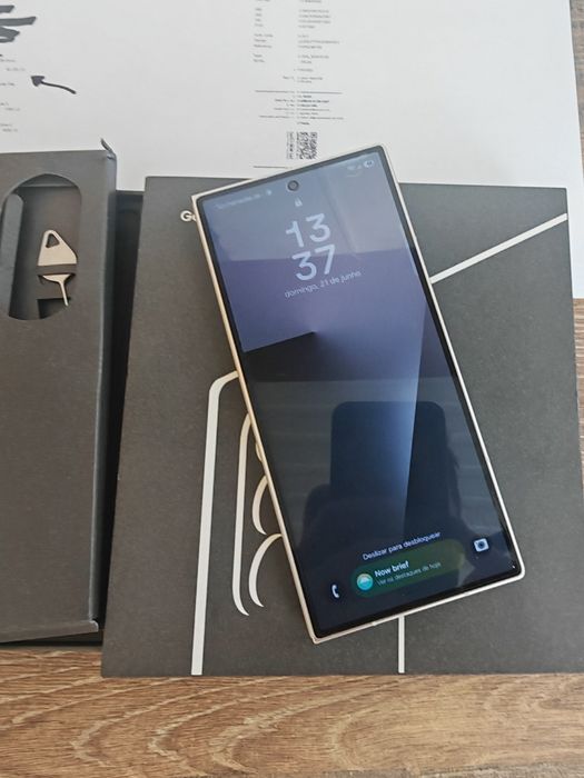 Samsung Z Fold 7 5G 6.5" 12GB/512GB Dual Sim Branco Seminovo C/Garantia Aceito Retomas