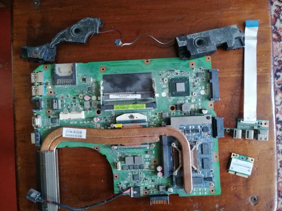 Asus K55V (на запчасти)