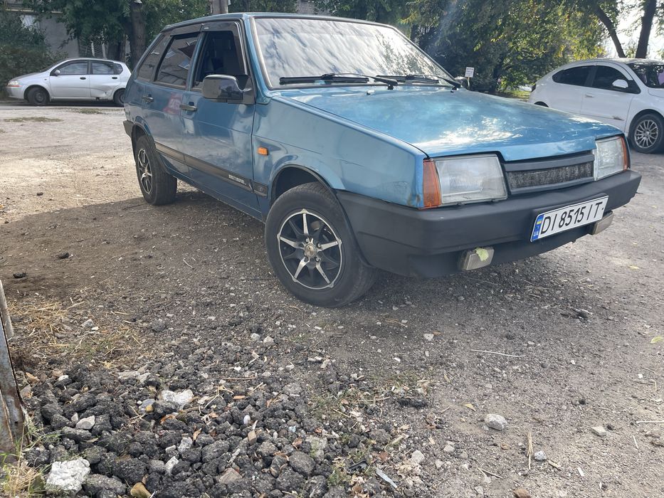 Продам ваз 2109 срочно