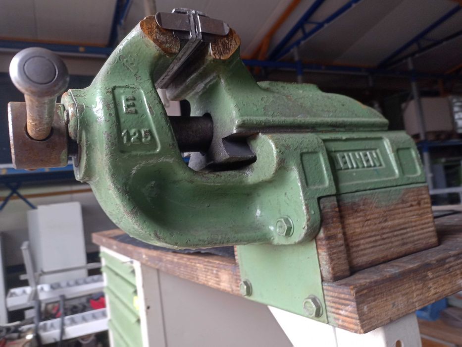 stół warsztatowy,stół ślusarski,stół roboczy,stół garażowy