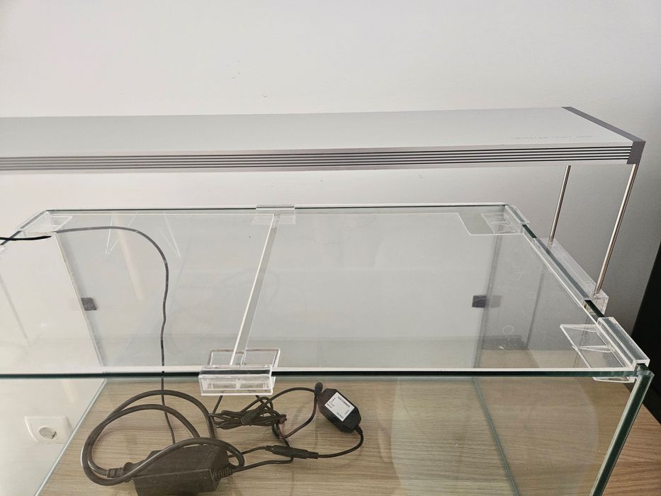 Calha LED Twinstar 600E própria para plantas