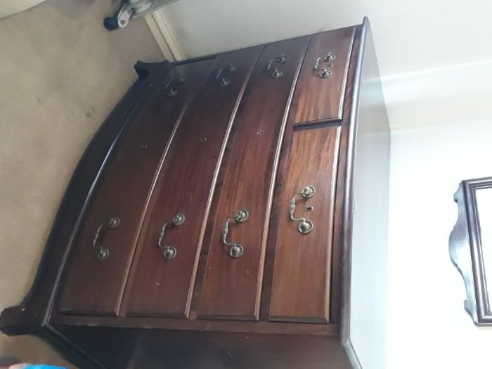 Mobília completa de quarto Queen Anne